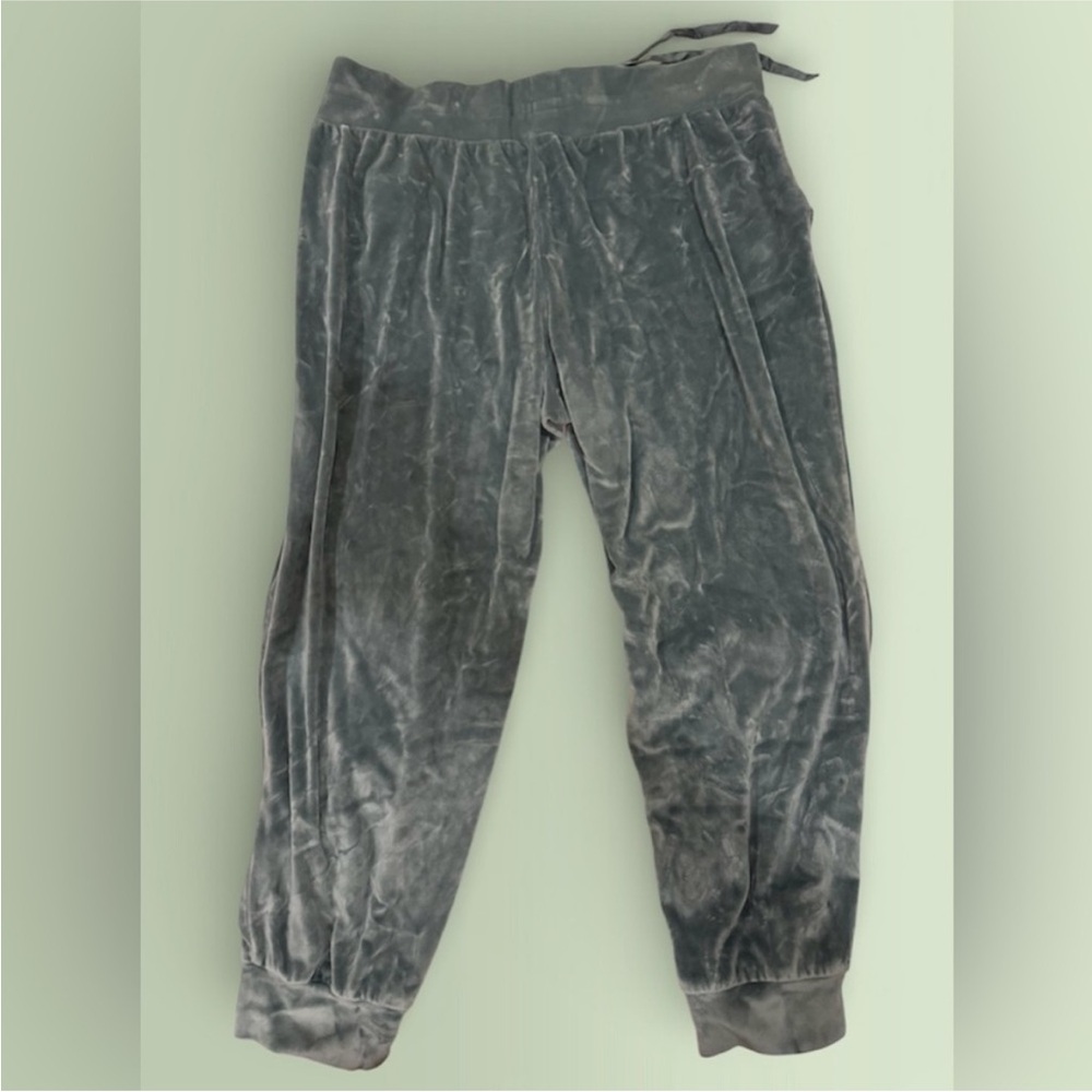 Victoria’s Secret Velour Joggers XL Sage Green Lounge Pants Soft Cozy Athleisure - Picture 3 of 5